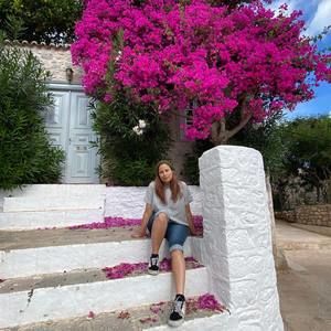 Meet your Posher, Anouk